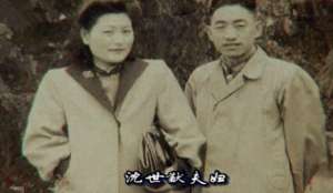 美女深喉-1949年，一妇女抱着女儿面见国民党军官，半月后南京解放，为何？
