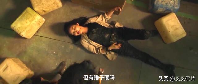 当34岁的徐冬冬露胸穿丝袜擦边时,我知道网大完蛋了