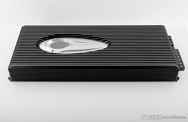 旗舰级六声道功放开箱 20年经典延续怎样应对当下需求?