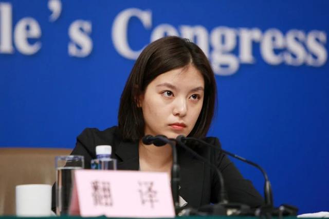 中国外交部“四大美女”翻译官,有颜有才,气质绝佳!