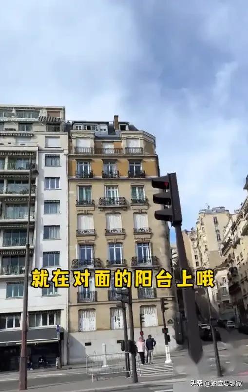 阿纯曝光千万黑心网红,小乔全部中招,法国直播场地是花15万租的