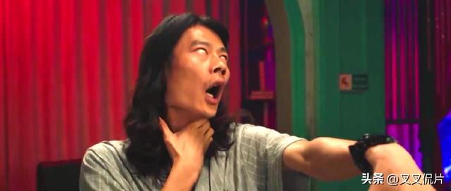 当34岁的徐冬冬露胸穿丝袜擦边时,我知道网大完蛋了