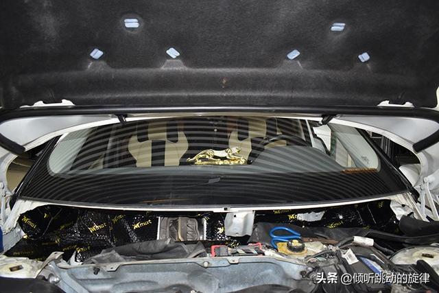 汽车隔音做哪里最管用?路虎汽车叶子板U型槽隔音降噪—佛山首指