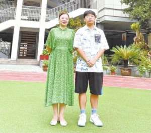 美女田老师(田老师，长大后我真的成了你)