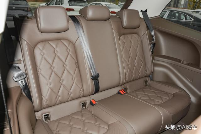 车长5346mm合资真7座家用MPV,德系低价高配高端车,实拍大众威然