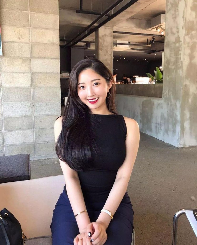 125斤微胖身材极品,韩国微胖美女带你“大码”身材不一样的美