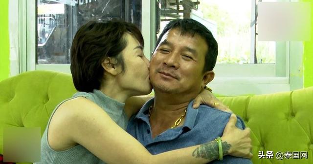 月薪15000铢!泰国正妻发贴为丈夫招小老婆…