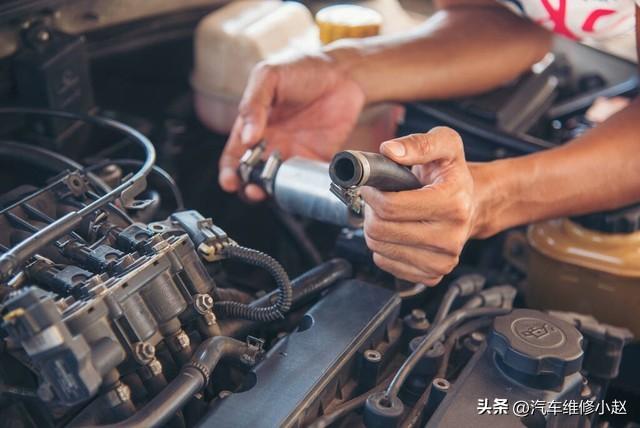汽车发动机异响,和抖动的原因,维修工给你3个方法及解决方案