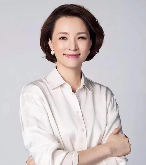 温婉贤淑,才情并蓄的美女主持人董卿