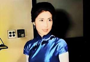 美女真人照片同一个人(张灵甫妻子王玉龄1968年在美国留影，纯纯美女她40岁气质非凡)