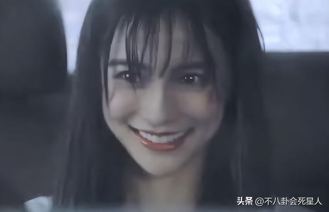 明明是美女,笑起来却很“恐怖”,这6位女星,不笑美艳一笑瘆人