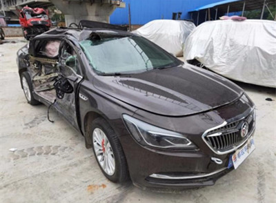 「992汽车维权(一)」拍卖事故车?工作人员保管不善又淋雨进了水!这个买车app你见过吗?