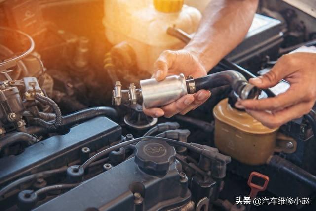 汽车发动机异响,和抖动的原因,维修工给你3个方法及解决方案