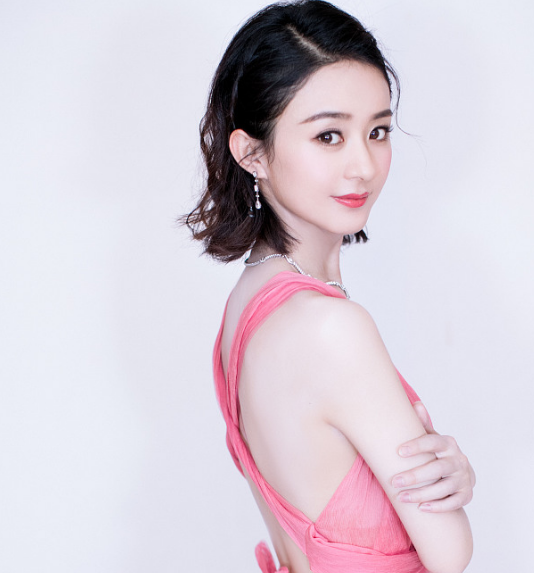 销售小妹职场逆袭，竟藏着这样的秘密？
