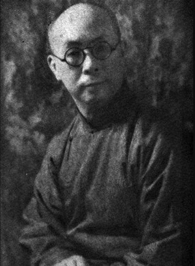 差点要了老蒋命的日本女间谍,紧急关头戴笠使出绝招,乖乖就范