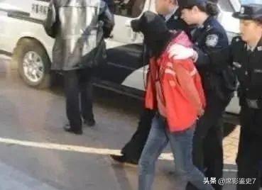 蛇蝎美少妇,杀恩人一家分尸后包装成优质单身女性,寻找大款下手