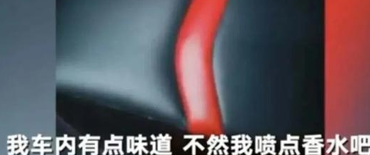 成人直播间:女大学生在宿舍当色情主播