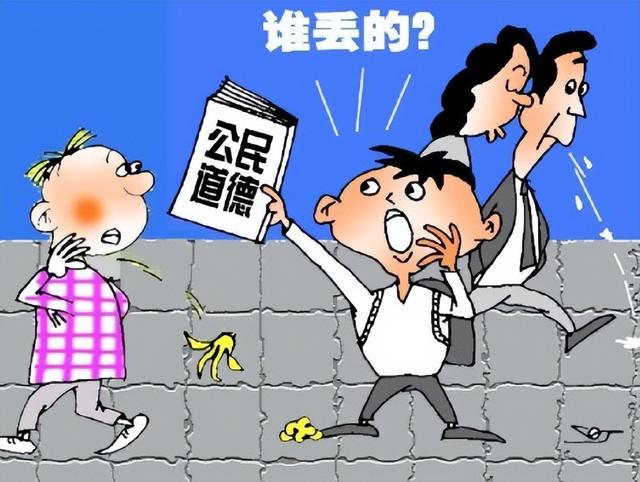 闹大了!女子电梯门前脱裤排便!监控曝光,极品身材!评论区炸锅