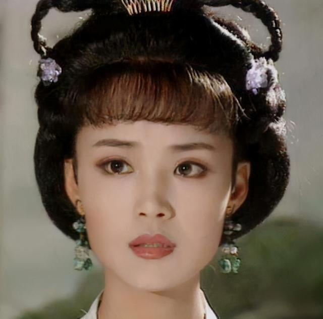 中国大陆10大美女影星,个个娇俏美丽、楚楚动人,你最喜欢谁?