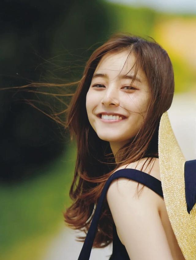 日本七位90后女星,如初恋般清纯甜美,每一个都是熟悉的老面孔!