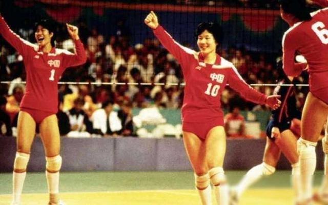 “最美女排副攻”李月明近况:二婚嫁美国人,今定居美国婚姻幸福