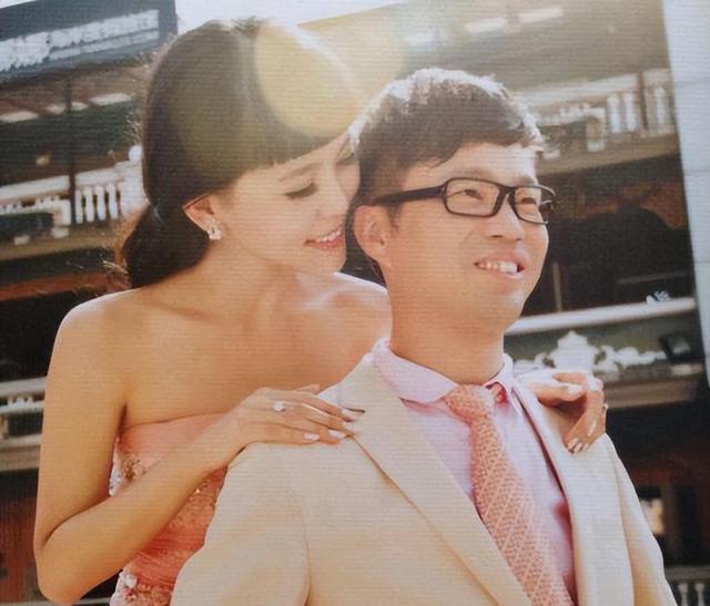 “老实人”王迅:抛弃人老珠黄的原配魏臻,娶小18岁娇妻后又出轨