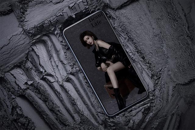 高清美女壁纸|才不要做你的甜心宝贝 只想做你的可爱鬼