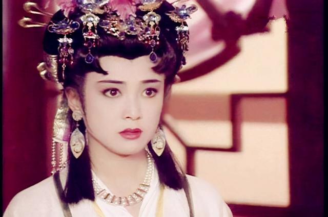 中国大陆10大美女影星,个个娇俏美丽、楚楚动人,你最喜欢谁?