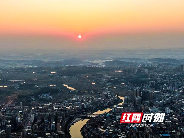 常宁国庆速写:他们用奋斗坚守,向祖国深情告白