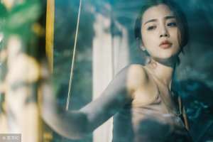 若风美女的神级保镖(小说：贫困小伙靠捡漏赚来第一桶金——两百二十九万七千六百元)