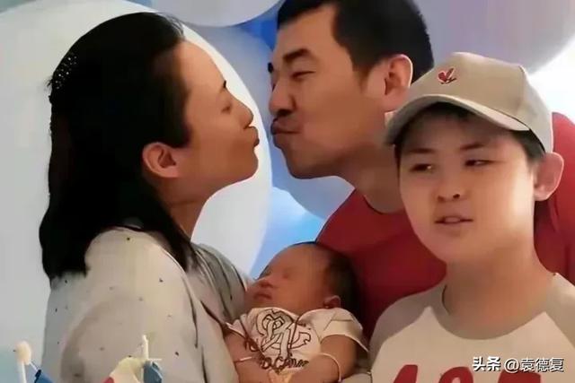 为什么美女越来越少?丑基因太强大,连地球球花莫妮卡也拯救不了