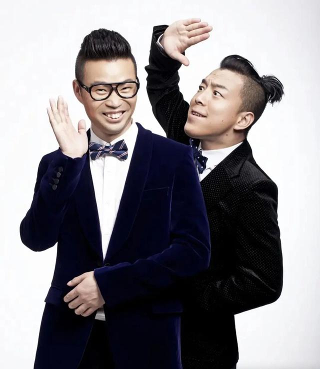 “老实人”王迅:抛弃人老珠黄的原配魏臻,娶小18岁娇妻后又出轨