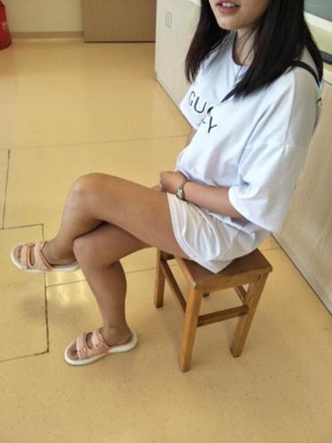 花季少女不能正常下蹲、跷腿,竟是小时候屁股针打多了