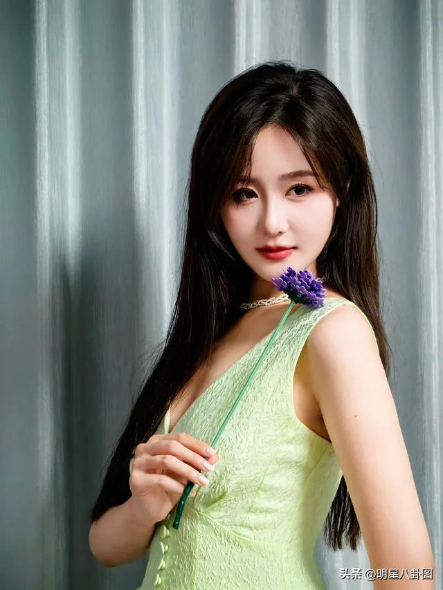 惊艳!11位腾讯体育美女主播身材爆表,比赛竟成配角?(附写真)