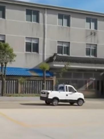 美国小伙买中国小汽车,收到后惊呼,这就是我想要的,我非常满意