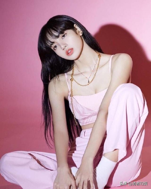 同样是露臀,lisa却被网友评不如霉霉高雅!今被外媒曝拒与YG续约