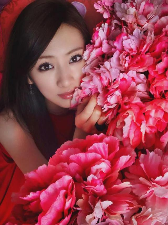 北川景子日本美女榜四连冠!她肤白貌美大长腿性感撩人