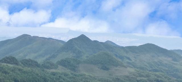 好个龙昌坪，美女晒罗裙——大方屋脊绿塘龙昌坪大山之行