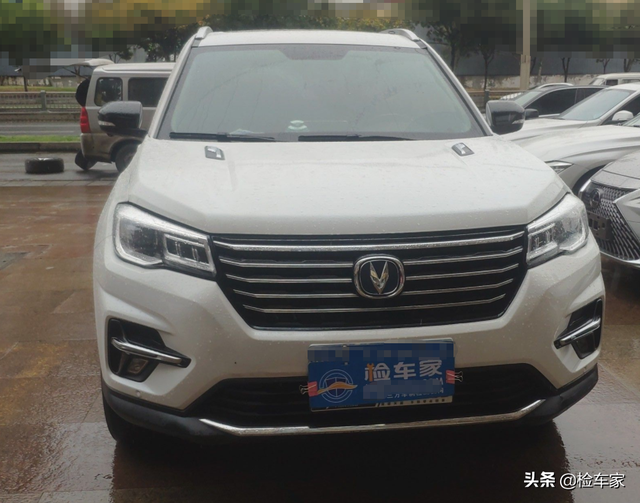 国产SUV的销量榜眼,才开3年就亏了近一半!这辆长安CS75能买吗?