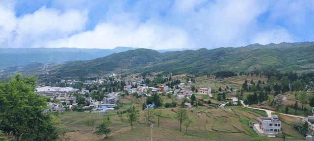 好个龙昌坪，美女晒罗裙——大方屋脊绿塘龙昌坪大山之行