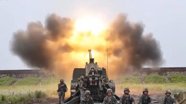 以色列女兵用脸接炮被直接掀飞!无知的“神奇女侠”?