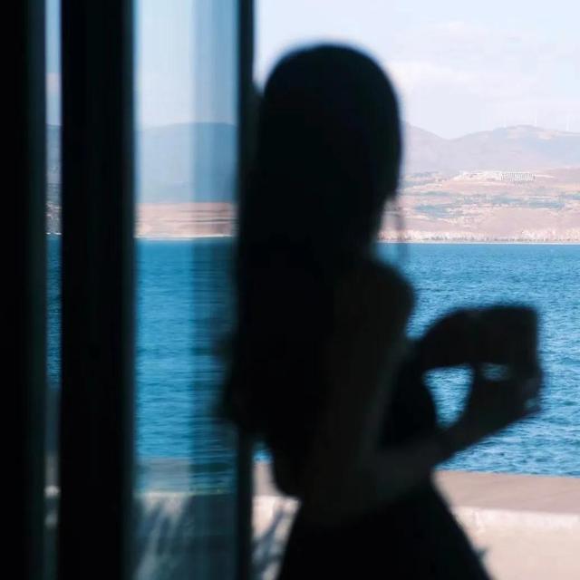 背影女生头像|女孩子请记住 越自律越自由