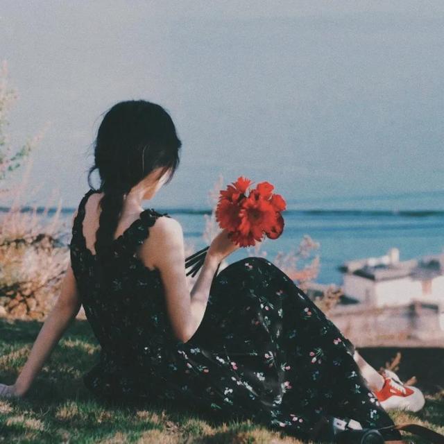 背影女生头像|女孩子请记住 越自律越自由