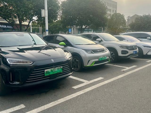 我在四线城市卖车:春节不打烊,销售节奏更快,各大新能源品牌加速进驻