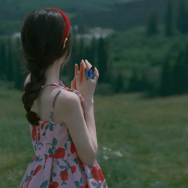 背影女生头像|女孩子请记住 越自律越自由