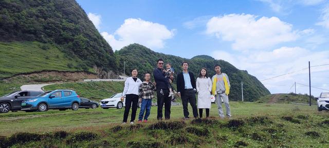 好个龙昌坪，美女晒罗裙——大方屋脊绿塘龙昌坪大山之行