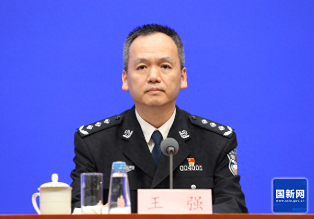 公安部:积极推动道交法修订,对自动驾驶汽车的交通违法和事故处理相关责任追究等作出了详细规定