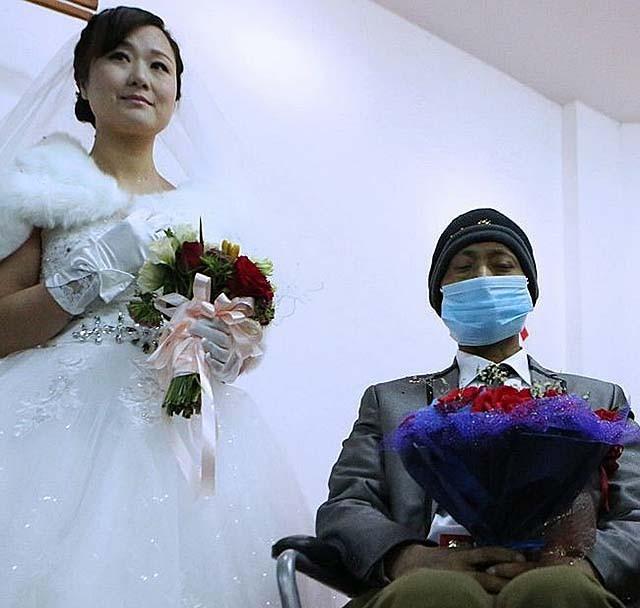 2014年情人节，江苏一女子执意嫁给40岁网恋男友，16天后对方去世