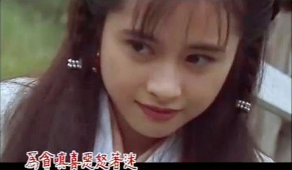 素描|何美钿:濯清涟而不妖的古装美人