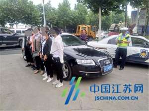 六人座汽车(五座车能否坐六人？交警：属于超载行为)